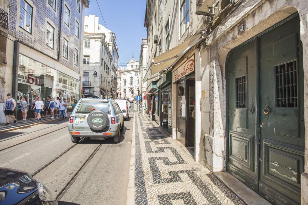 Historical City Center Apartment Lisbon Bagian luar foto